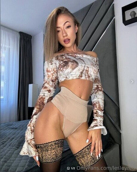 Foto di nudo di fuga di OnlyFans di Lesleyred