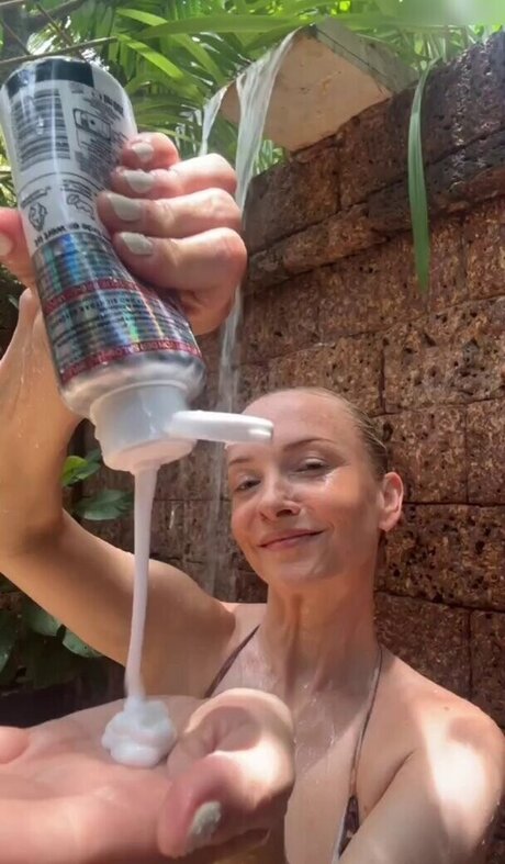 Janin Ullmann