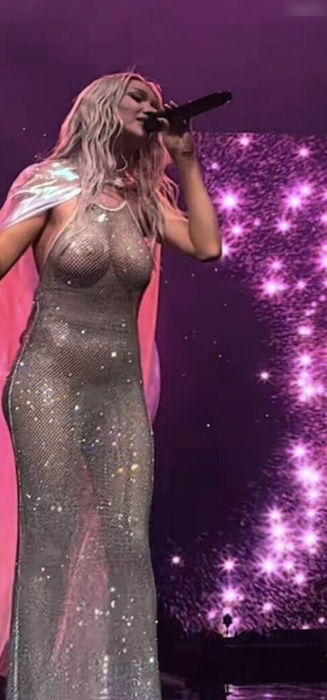 Shirin David