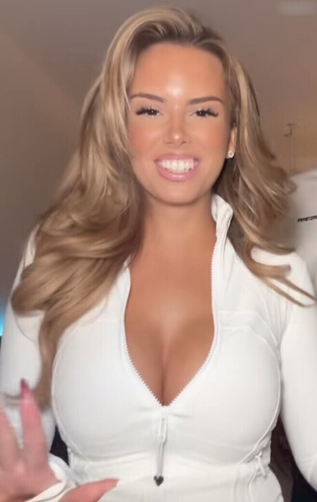 Jasmin Azizam OnlyFans 유출 누드 사진