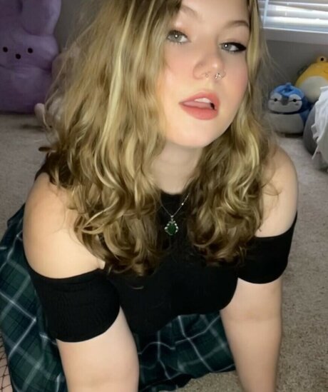 Naken lekkede OnlyFans-bilde av Pjbunnyb