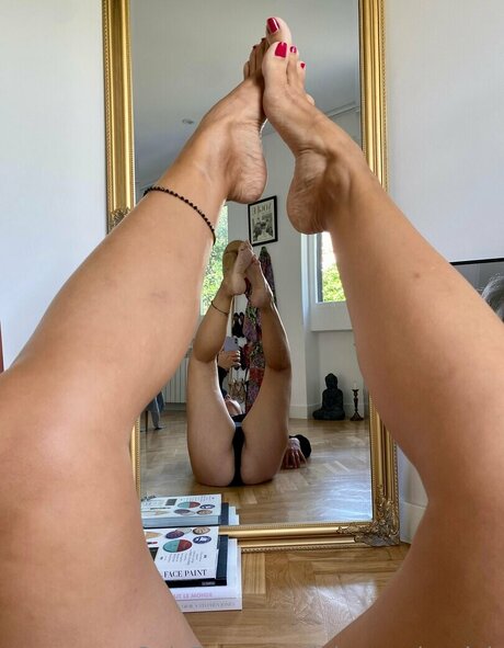 Foto nua vazada do OnlyFans de Lola Mendez