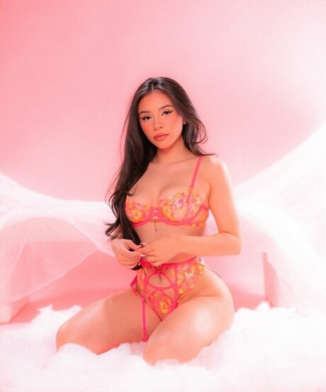 Nahá fotka uniklých OnlyFans od Alyssa Griffith