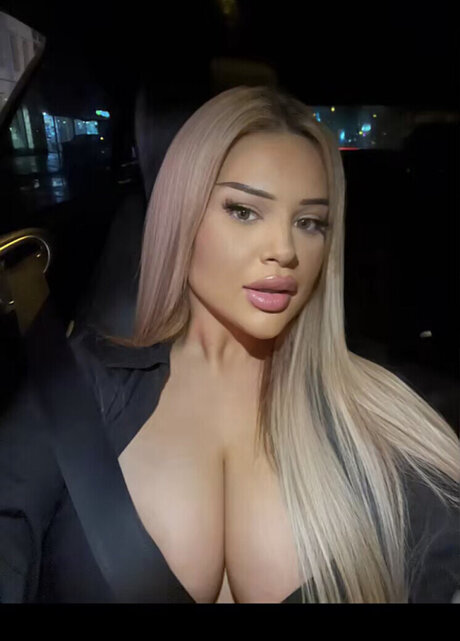 Nahá fotka uniklých OnlyFans od Nilufarsra