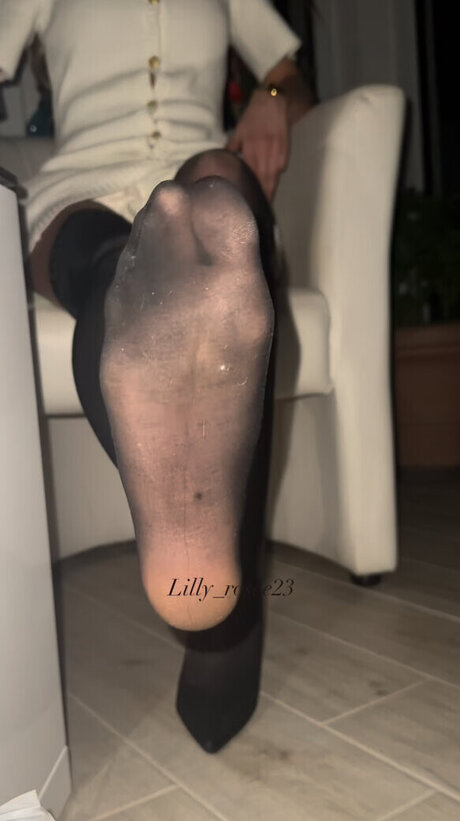 Naken läckt OnlyFans-bild av Lillyrosee23