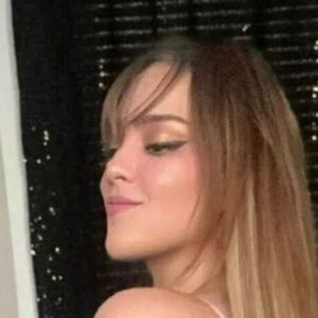 Nacktes geleaktes OnlyFans-Foto von Hazel Irai