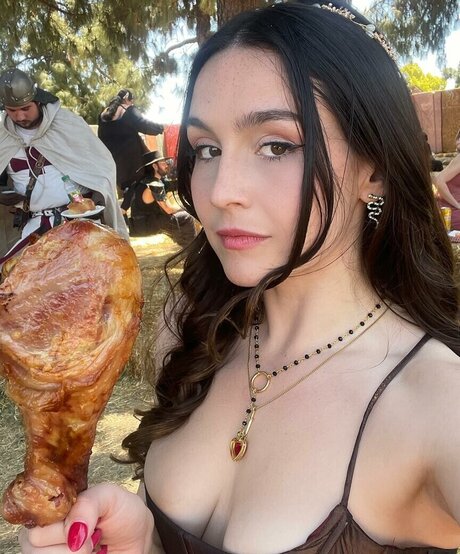 Alaston vuotanut OnlyFans-kuva Olivia Delaurentis