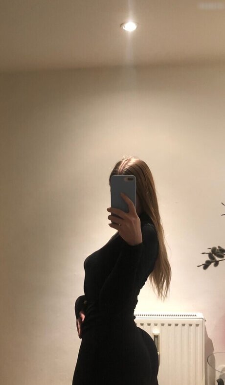 Nacktes geleaktes OnlyFans-Foto von Sarancx
