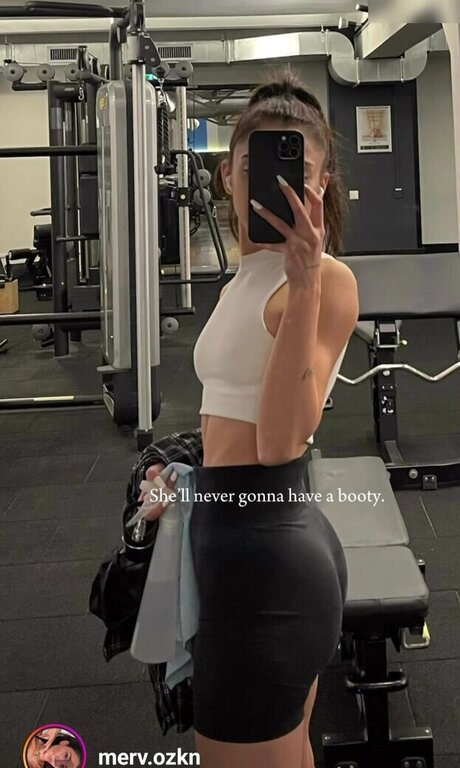 Merve Zkan