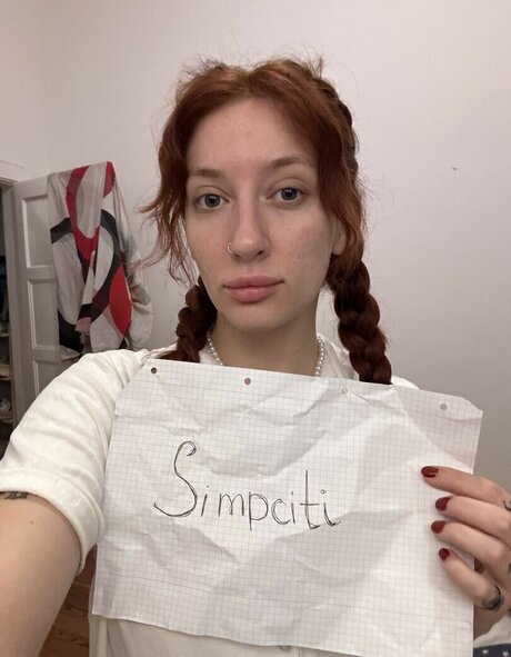 Nøgent lækket OnlyFans-billede af Hanna Ginger