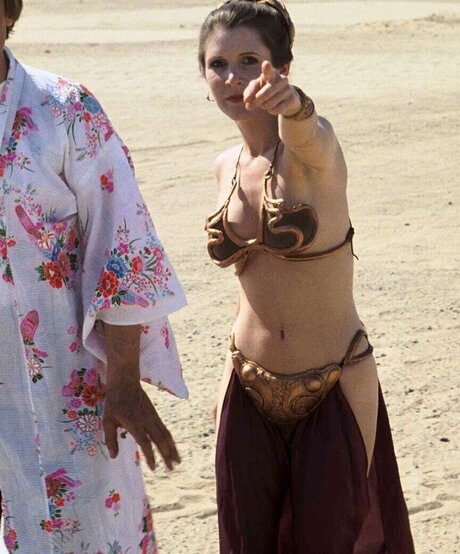 Naken lekkede OnlyFans-bilde av Carrie Fisher