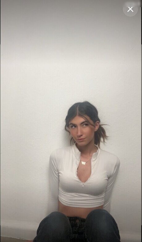 Elenafee OnlyFans