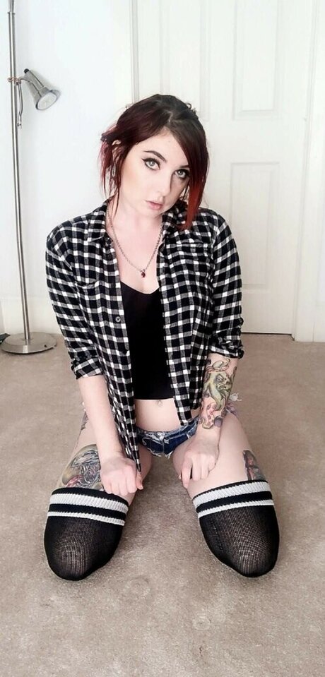 Lizzi Blake