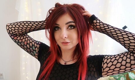 Lizzi Blake