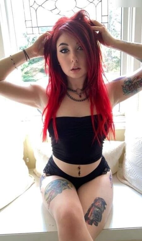 Lizzi Blake