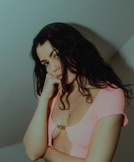 Foto desnuda filtrada de OnlyFans de Annalea Mende