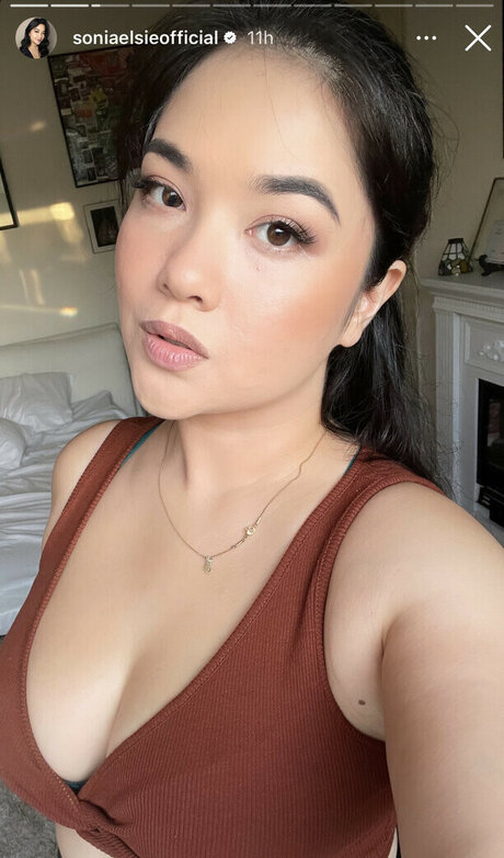 Sonia Elsie ASMR