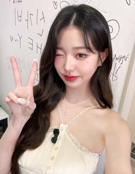 Jang Won-young