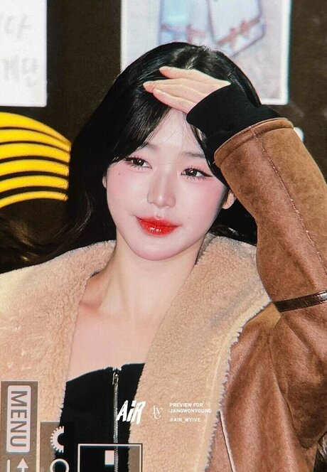 Jang Wonyoung