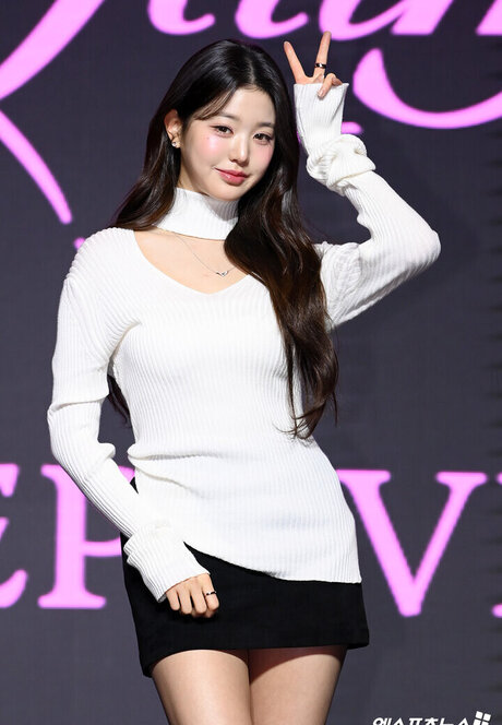 Jang Wonyoung