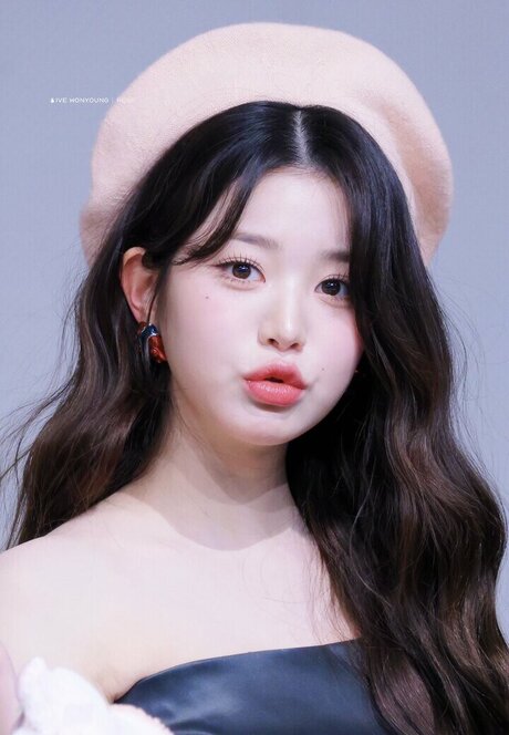 Jang Won-young