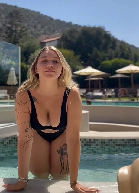 Nahá fotka uniklých OnlyFans od Viky Kid