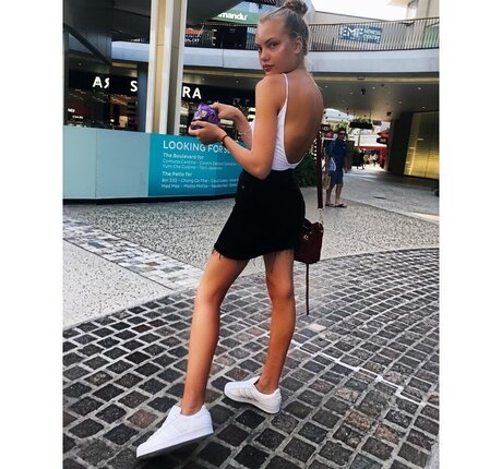 Naken lekkede OnlyFans-bilde av Cheyenne Ochsenknecht