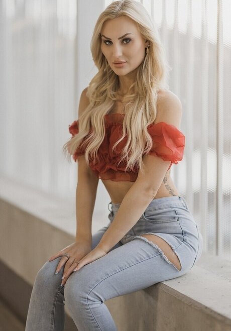 Giulie Hope Santana