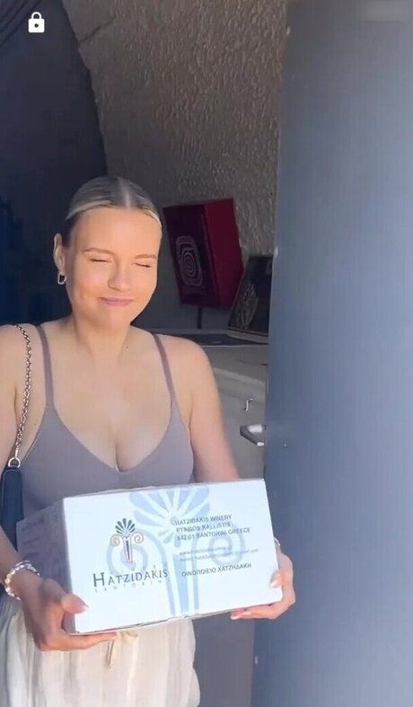 Dagi Bee