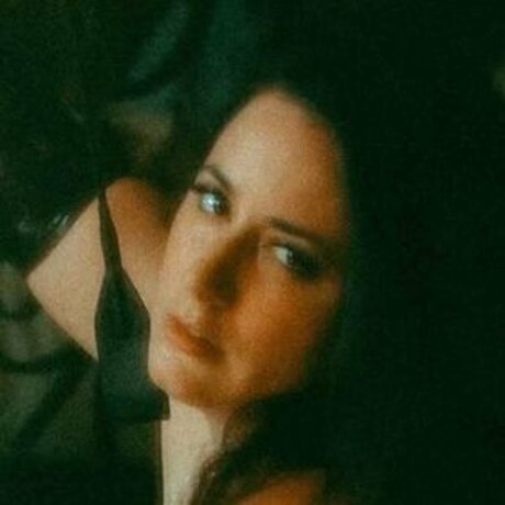 Naken lekkede OnlyFans-bilde av Fertilitygoddess