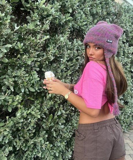 Naken läckt OnlyFans-bild av Sophie Michelle