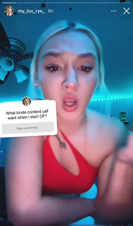 Nahá fotka uniklých OnlyFans od Myluvrye