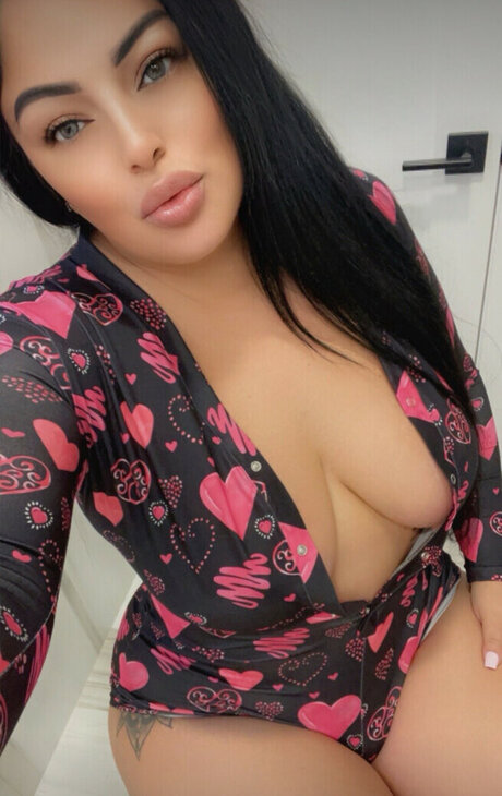 Foto di nudo di fuga di OnlyFans di Thickjennavip