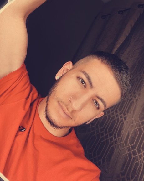 Naken lekkede OnlyFans-bilde av Jason Gomez