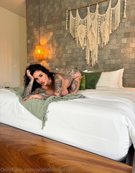 Arabelle Raphael