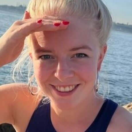 Naken lekkede OnlyFans-bilde av Jette Nietzard