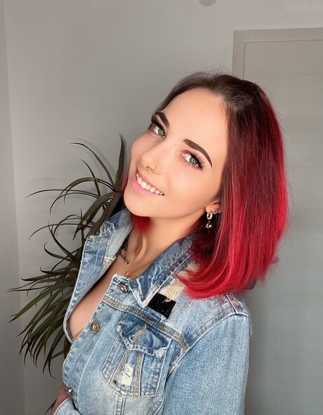 Nina Devil