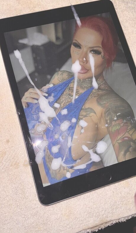 Cum Tributes
