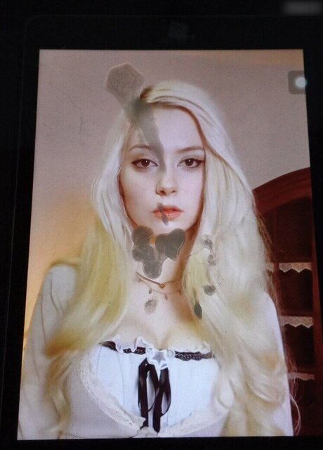 Cum Tributes