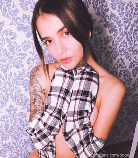 Eva_oopsy