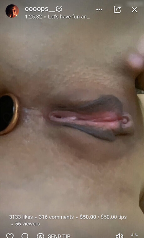 Eva_oopsy