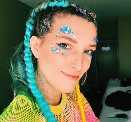 Dani Thorne