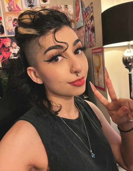 Foto desnuda filtrada de OnlyFans de Sailortabbycat