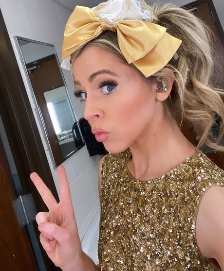 Обнаженная фотография утечки OnlyFans от Lindsey Stirling