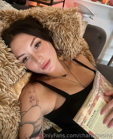 Nahá fotka uniklých OnlyFans od Charlottesins