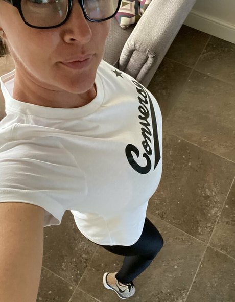 Naken lekkede OnlyFans-bilde av Summer Rose