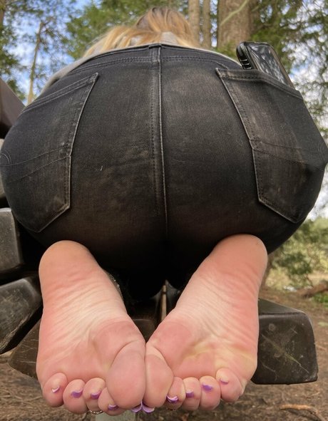 Nahá fotka uniklých OnlyFans od Nikkisoless