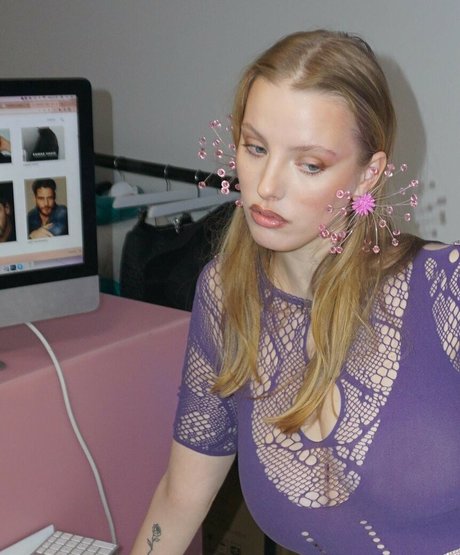 Nahá fotka uniklých OnlyFans od Eliza Goldsmith