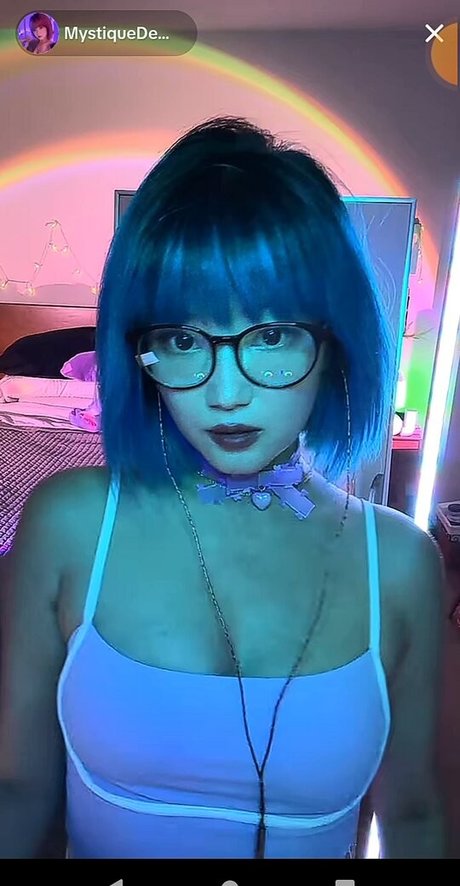 Nahá fotka uniklých OnlyFans od Mystiquede