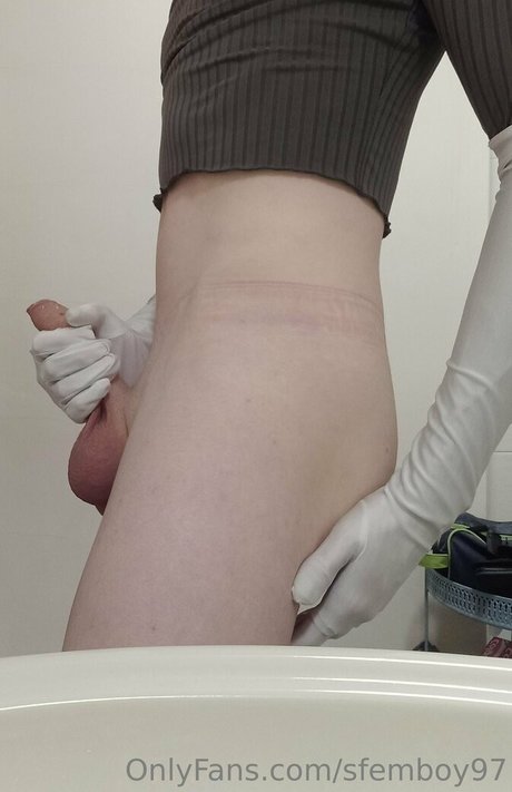 Sfemboy97